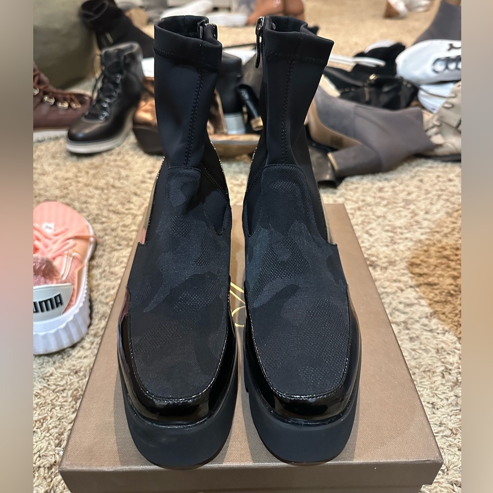 Azure Italian Fashion Booties